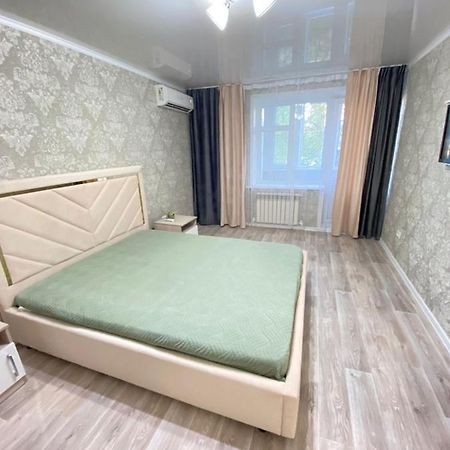 Vip Квартира Центр อูรัลส์ค ภายนอก รูปภาพ